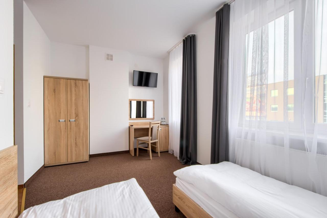 Patra Bed & Breakfast Warsaw